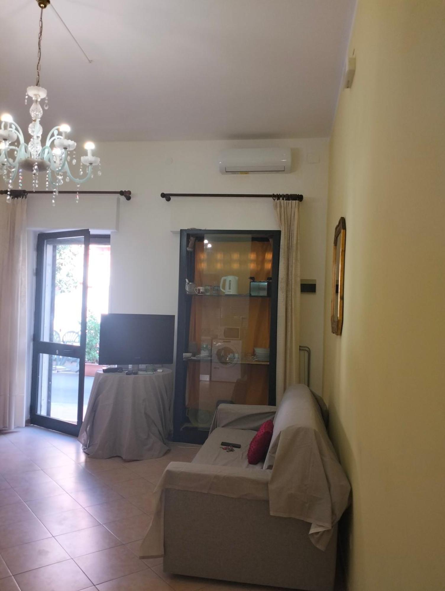 Casa Nicole - Letojanni Taormina Apartment Bagian luar foto