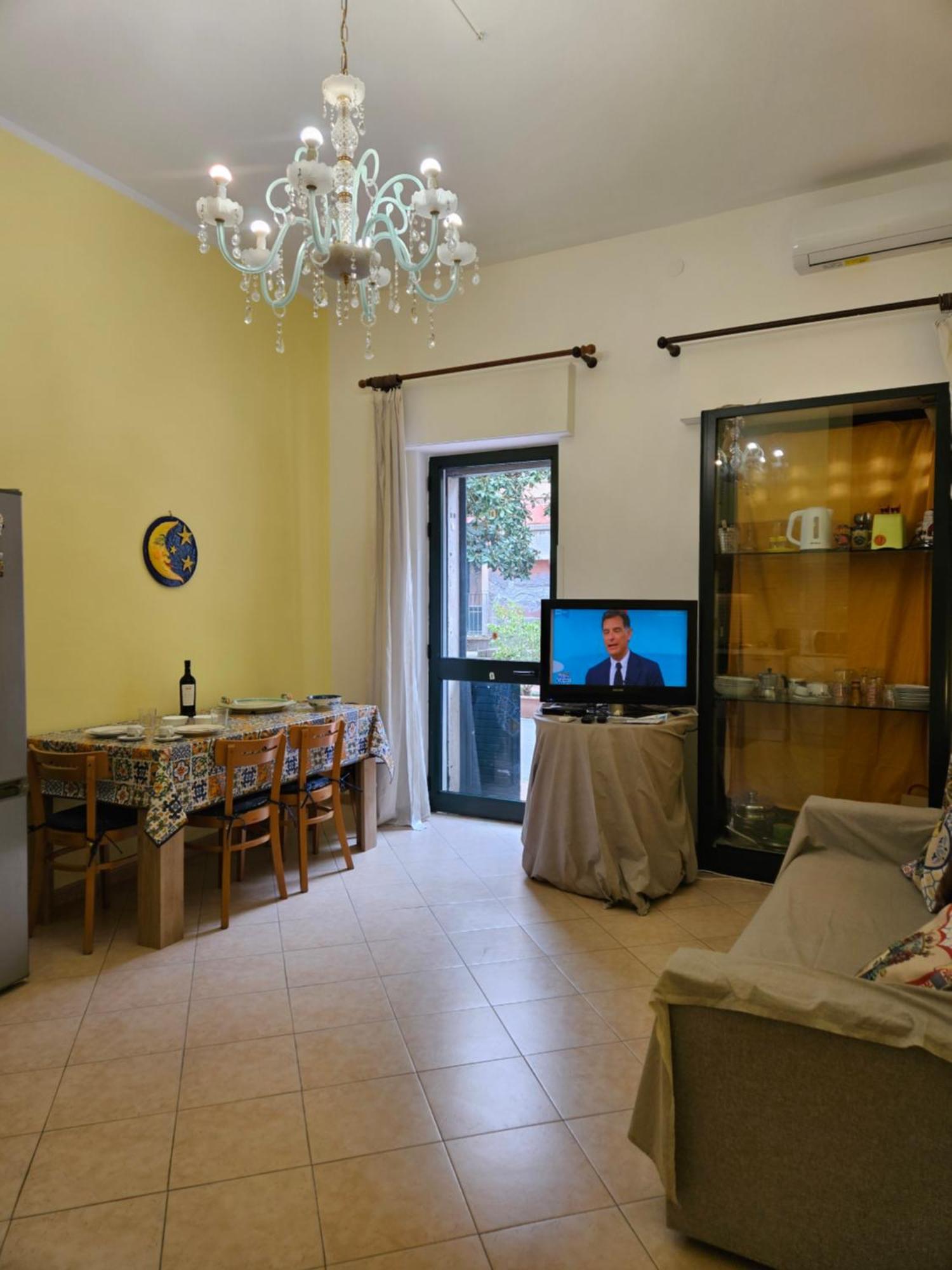 Casa Nicole - Letojanni Taormina Apartment Bagian luar foto